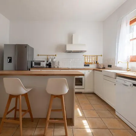 Villa Mas Puig Pique - Piscina Privada, Porche, Bbq, Y Wifi - 15 Personas