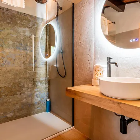 Mas Puig Pique - Piscina Privada, Porche, Bbq, Y Wifi - 15 Personas Villa